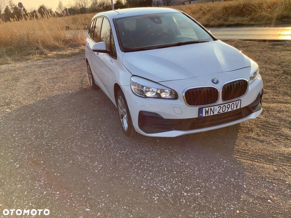 BMW Seria 2 218d xDrive - 7