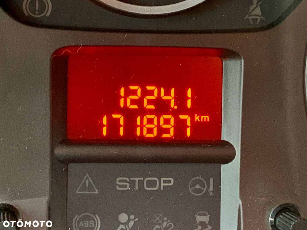 Peugeot Partner 1.6 e-HDi STT Active - 23