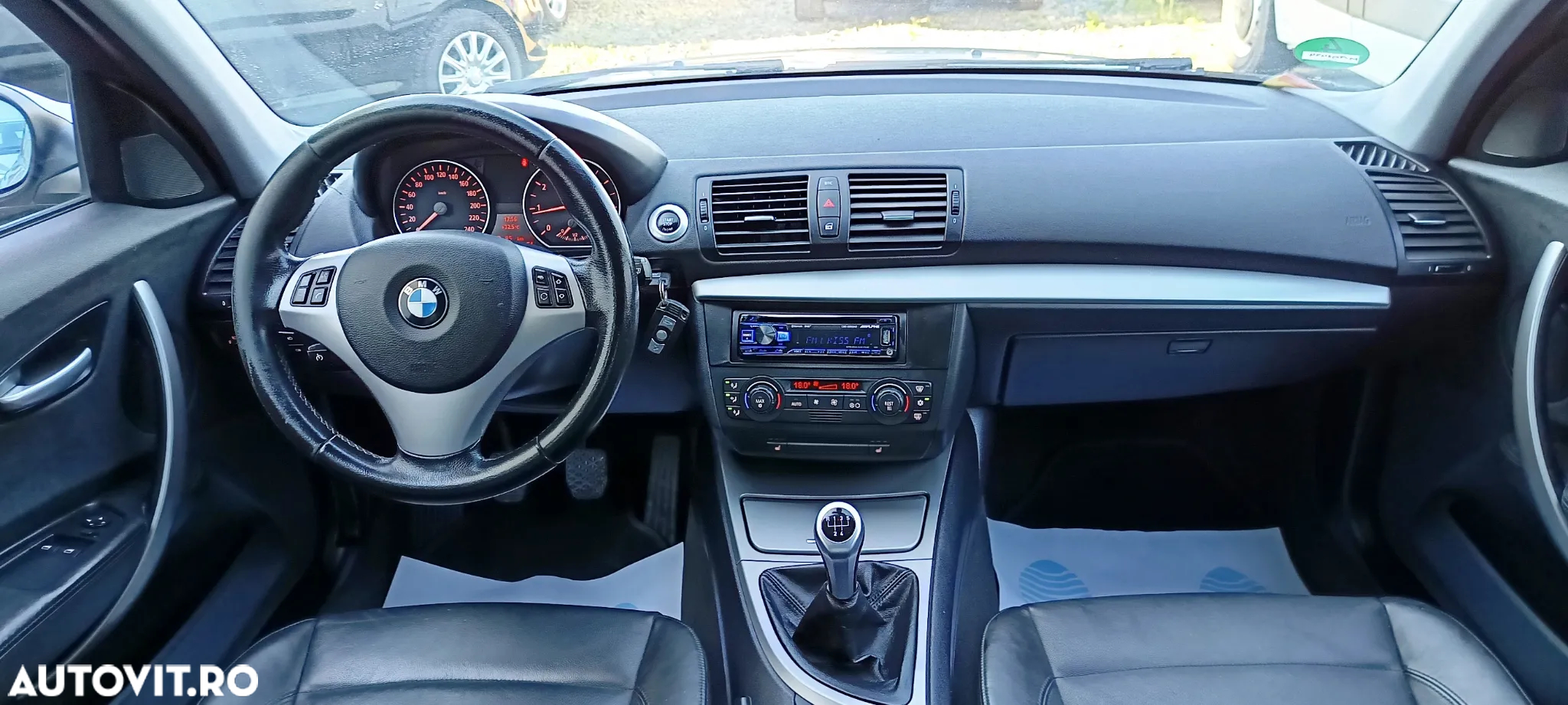 BMW Seria 1 118i - 8