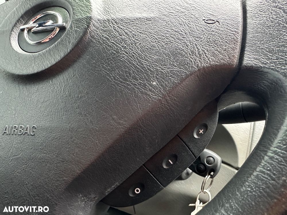 Opel Vivaro 2.5 CDTI L2H1 Design Edition - 19