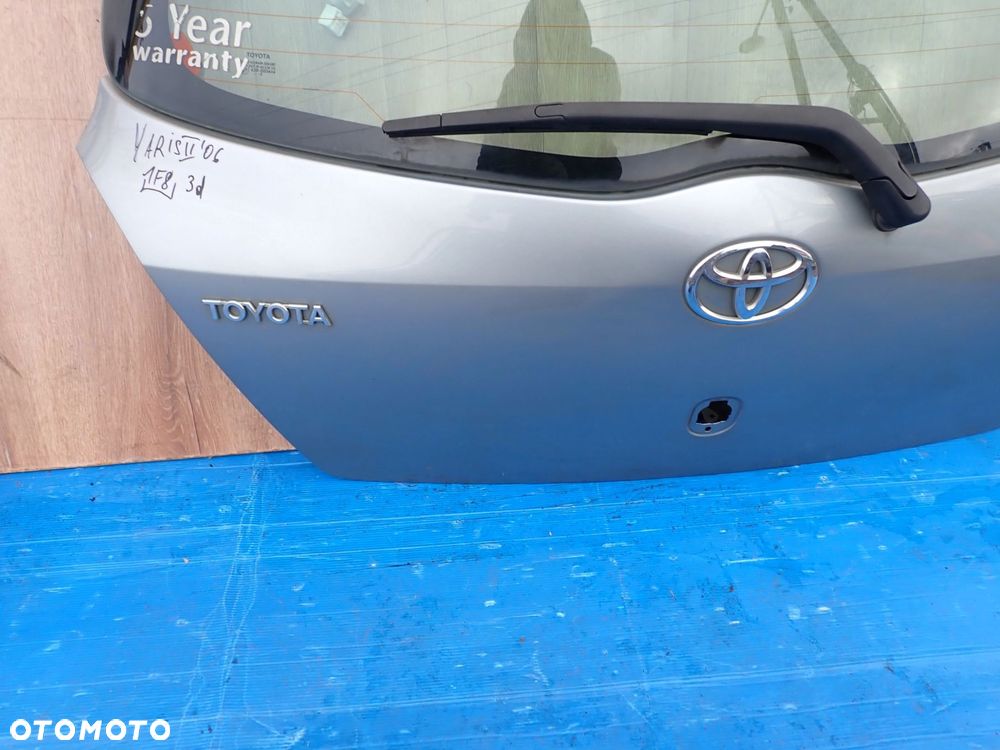 TOYOTA YARIS II 06- KLAPA TYLNA BAGAŻNIKA 1F8 - 10