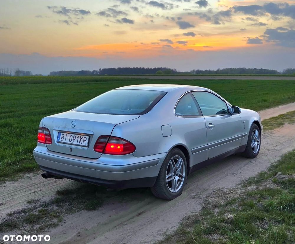 Mercedes-Benz CLK - 2
