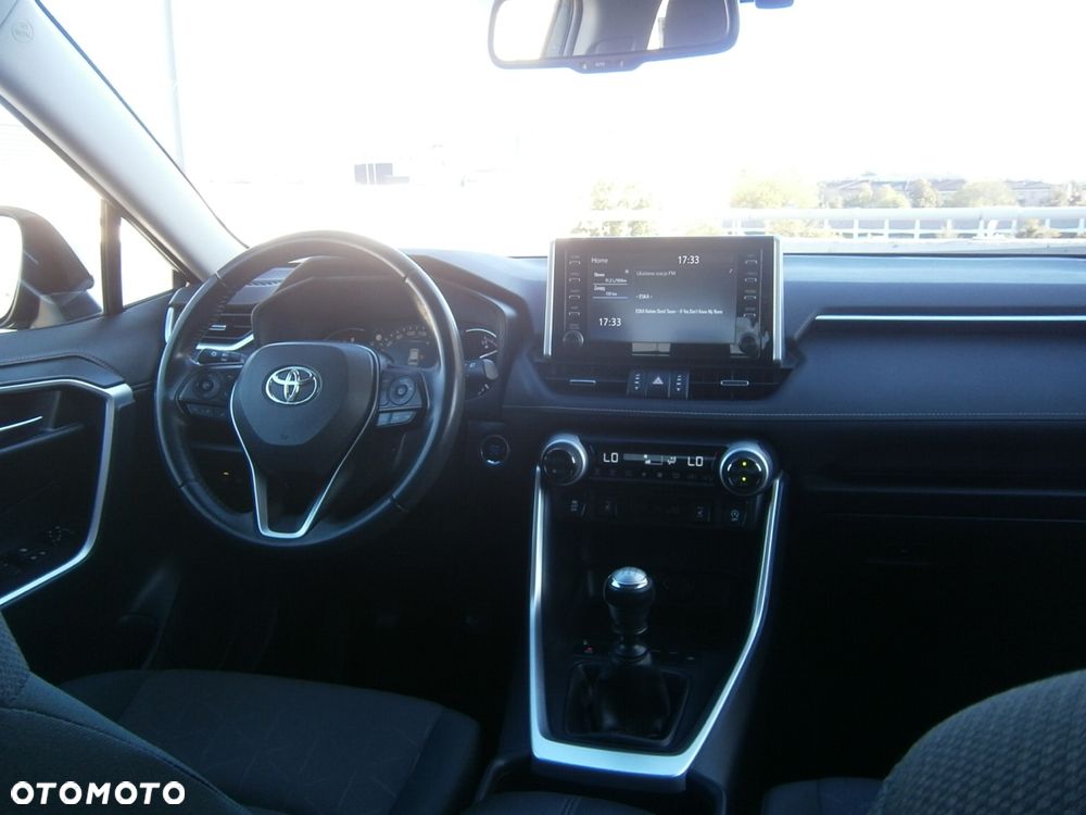 Toyota RAV4 2.0 Comfort 4x2 - 12