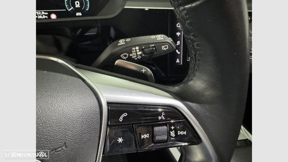 Audi Q8 e-Tron 55 quattro S line - 21