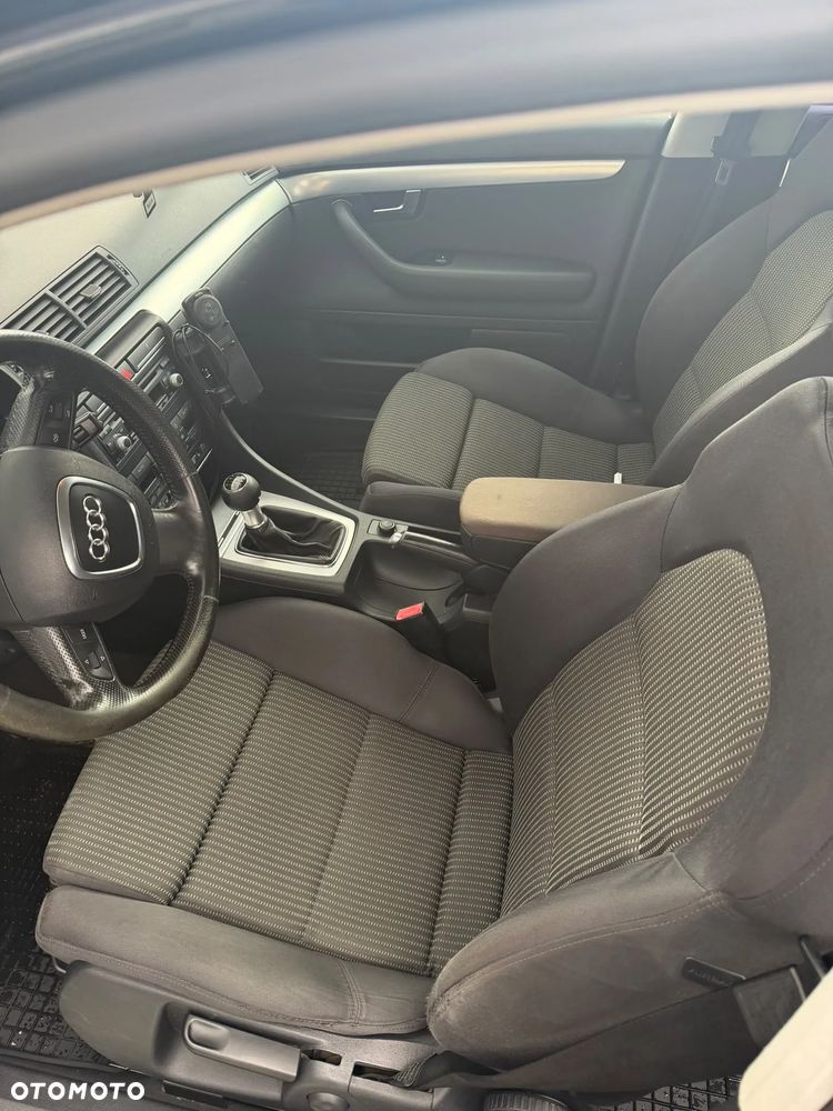 Audi A4 Avant - 8