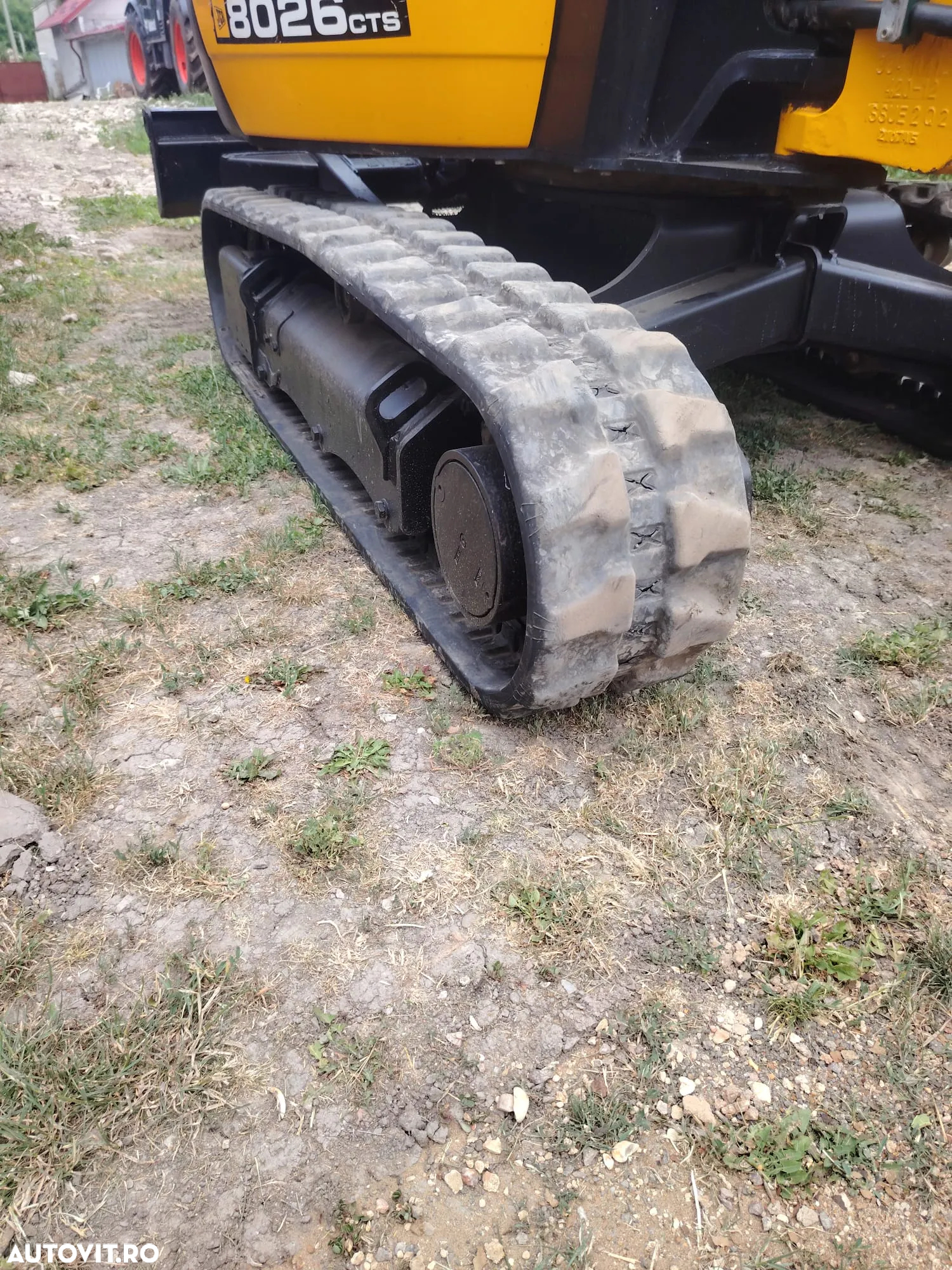 JCB 8026 - 14