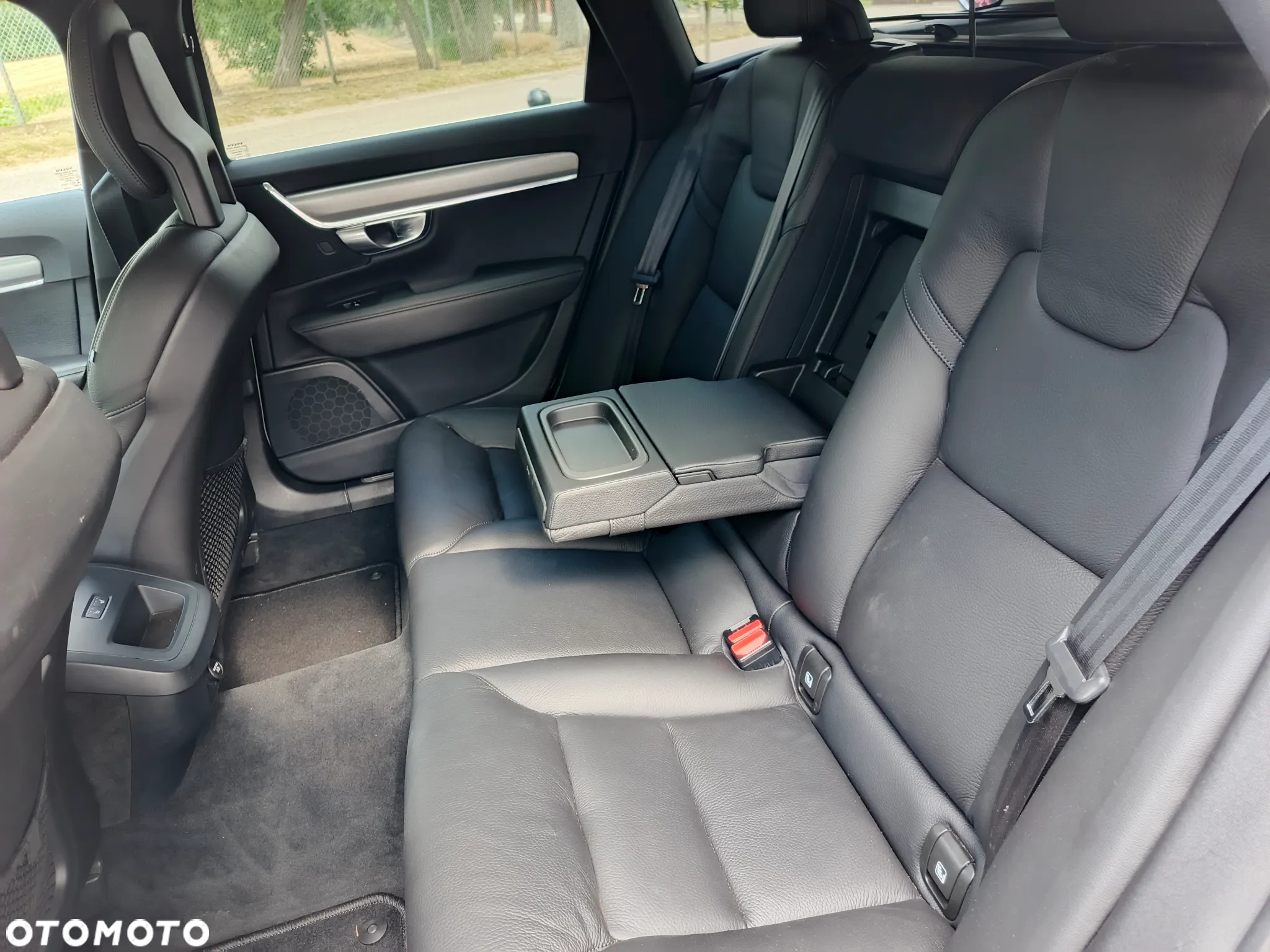 Volvo V90 D5 AWD Momentum - 20