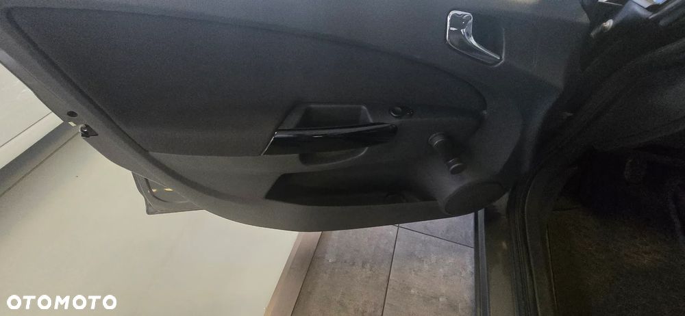 Opel Corsa 1.2 16V Enjoy - 4