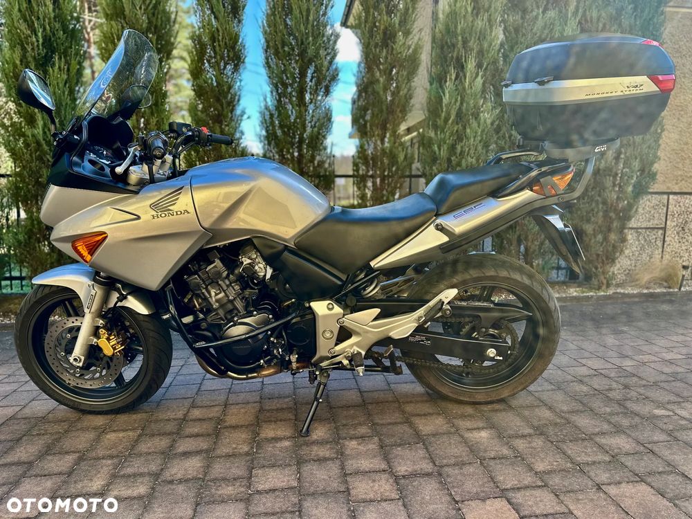 Honda CBF - 2