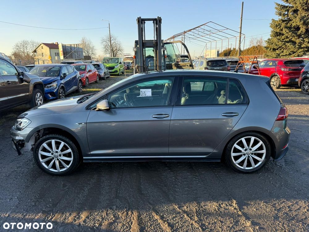 Volkswagen Golf 1.5 eTSI OPF DSG R-Line - 4