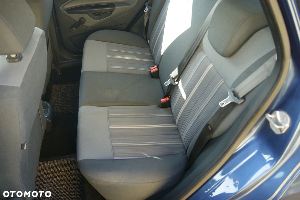 Ford Fiesta 1.25 Ambiente - 11