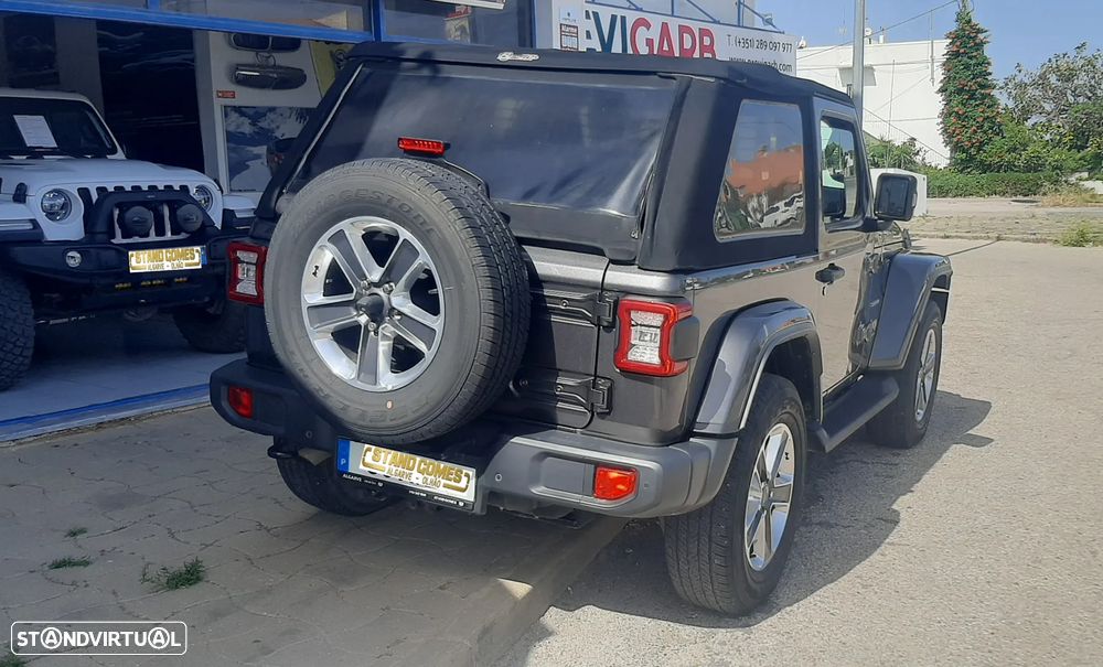 Jeep Wrangler - 4