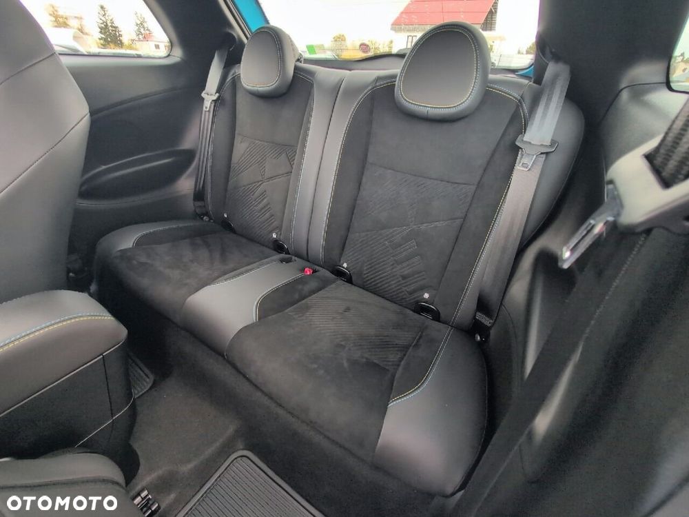 Abarth 500e 37.8kWh Turismo - 10
