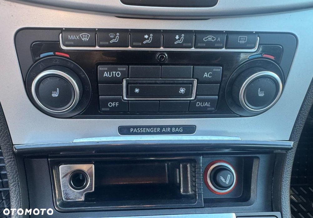 Volkswagen Passat - 17