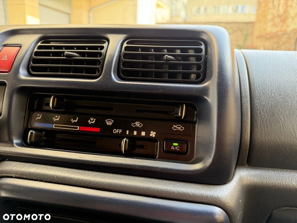 Suzuki Jimny 1.3 - 11