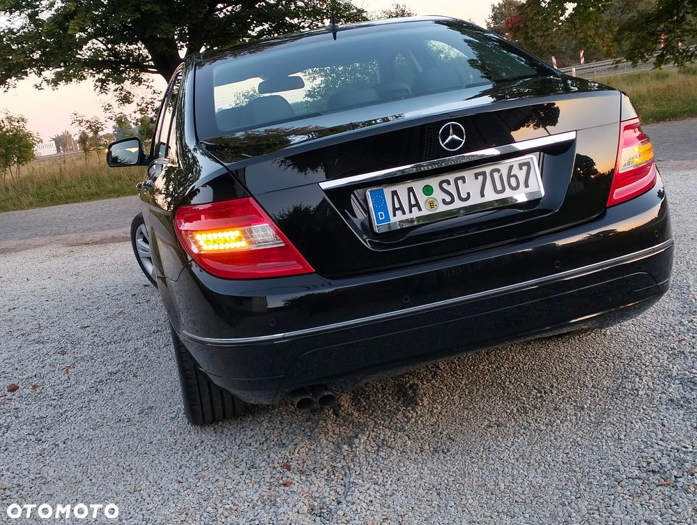 Mercedes-Benz Klasa C 180 Kompressor Avantgarde - 25