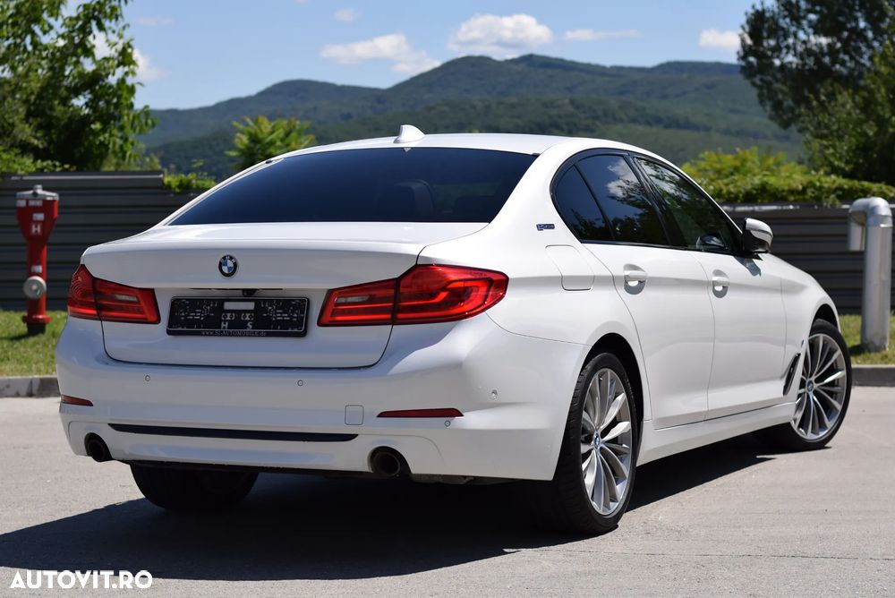 BMW Seria 5 530e Aut. - 4