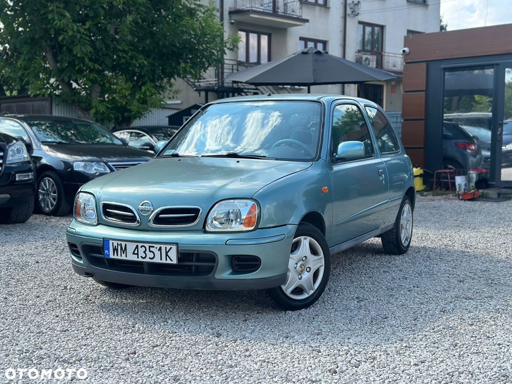 Nissan Micra - 1