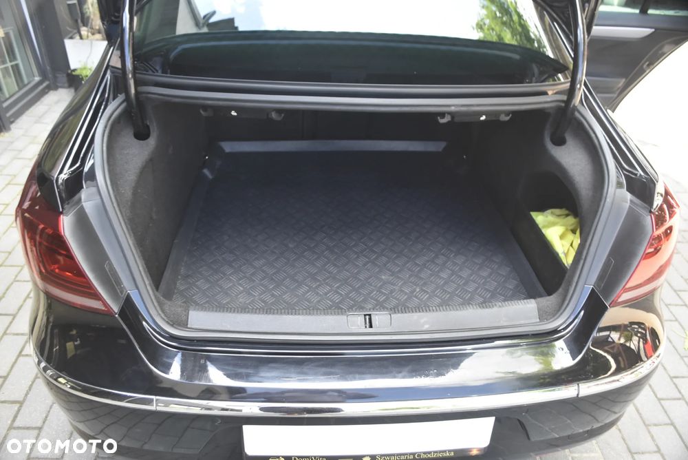 Volkswagen Passat CC 2.0 TDI BlueMotion Technology DSG Exclusive - 12
