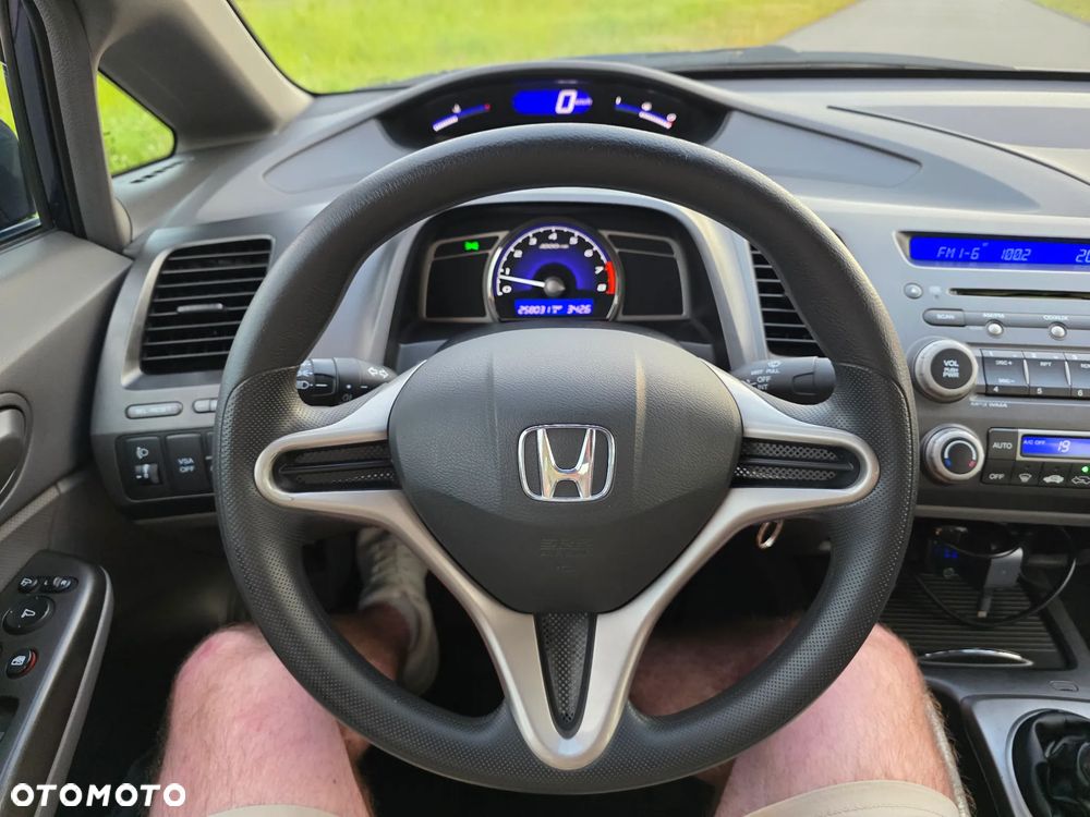 Honda Civic 1.8 Comfort - 10