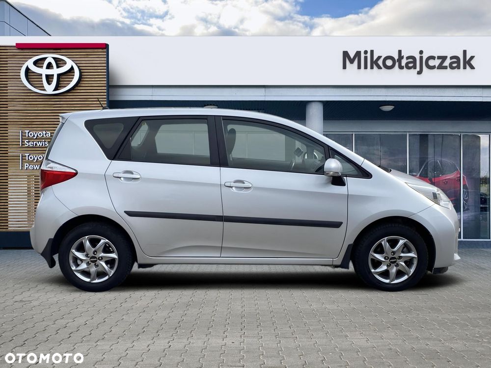 Toyota Verso S - 11