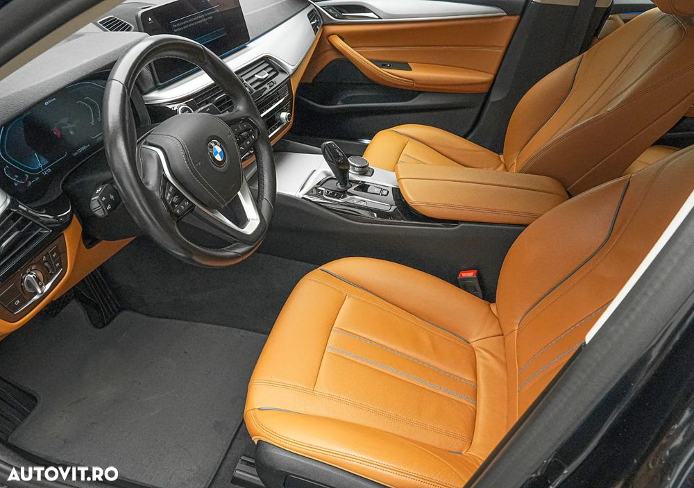 BMW Seria 5 530e xDrive AT PHEV - 12