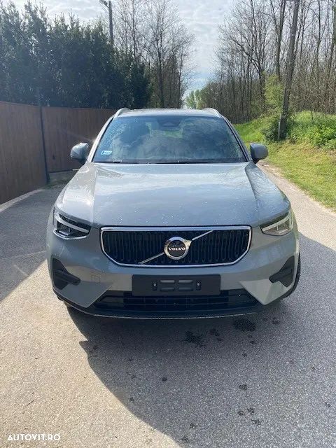 Volvo XC 40 B3 AT FWD MHEV Core - 3