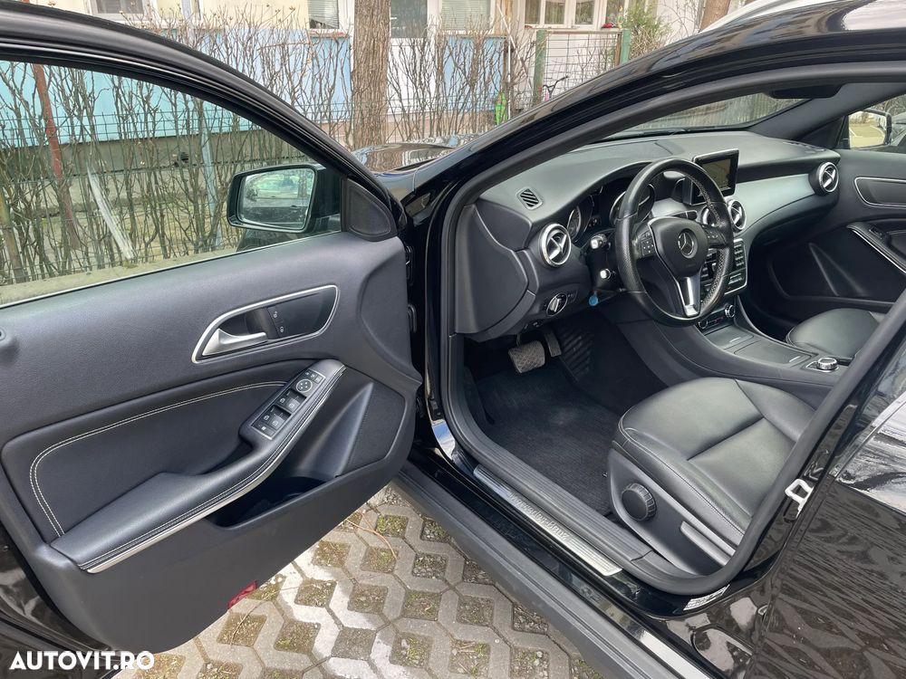 Mercedes-Benz GLA 200 d 7G-DCT Style - 13