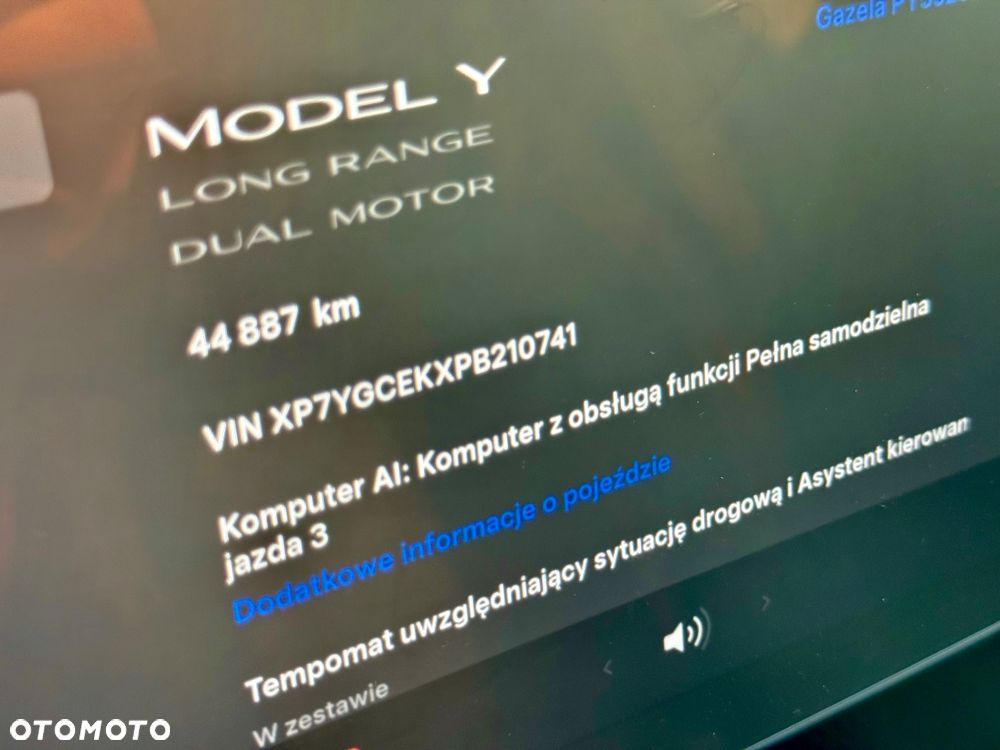 Tesla Model Y - 19