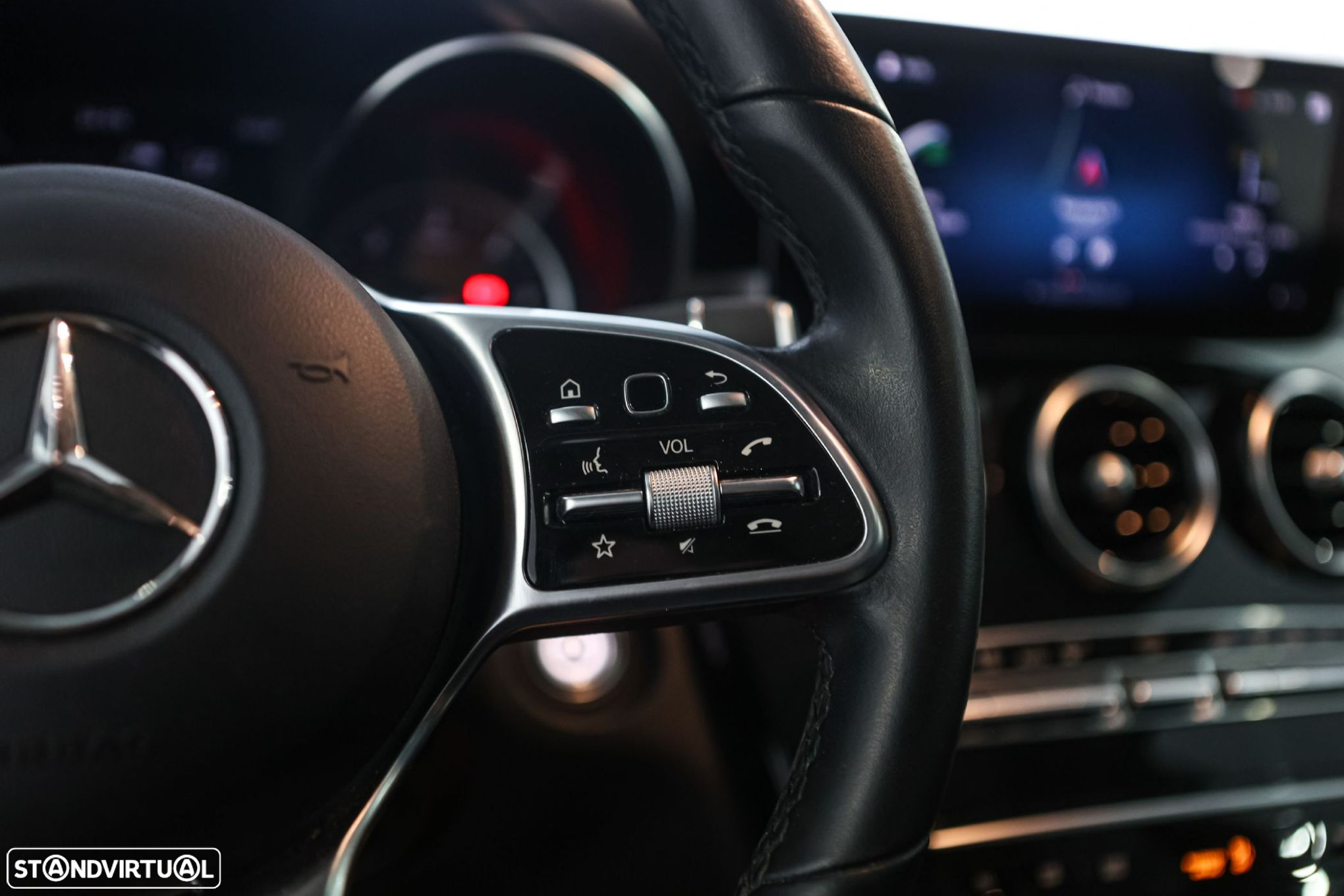 Mercedes-Benz GLC 300 de 4Matic - 21
