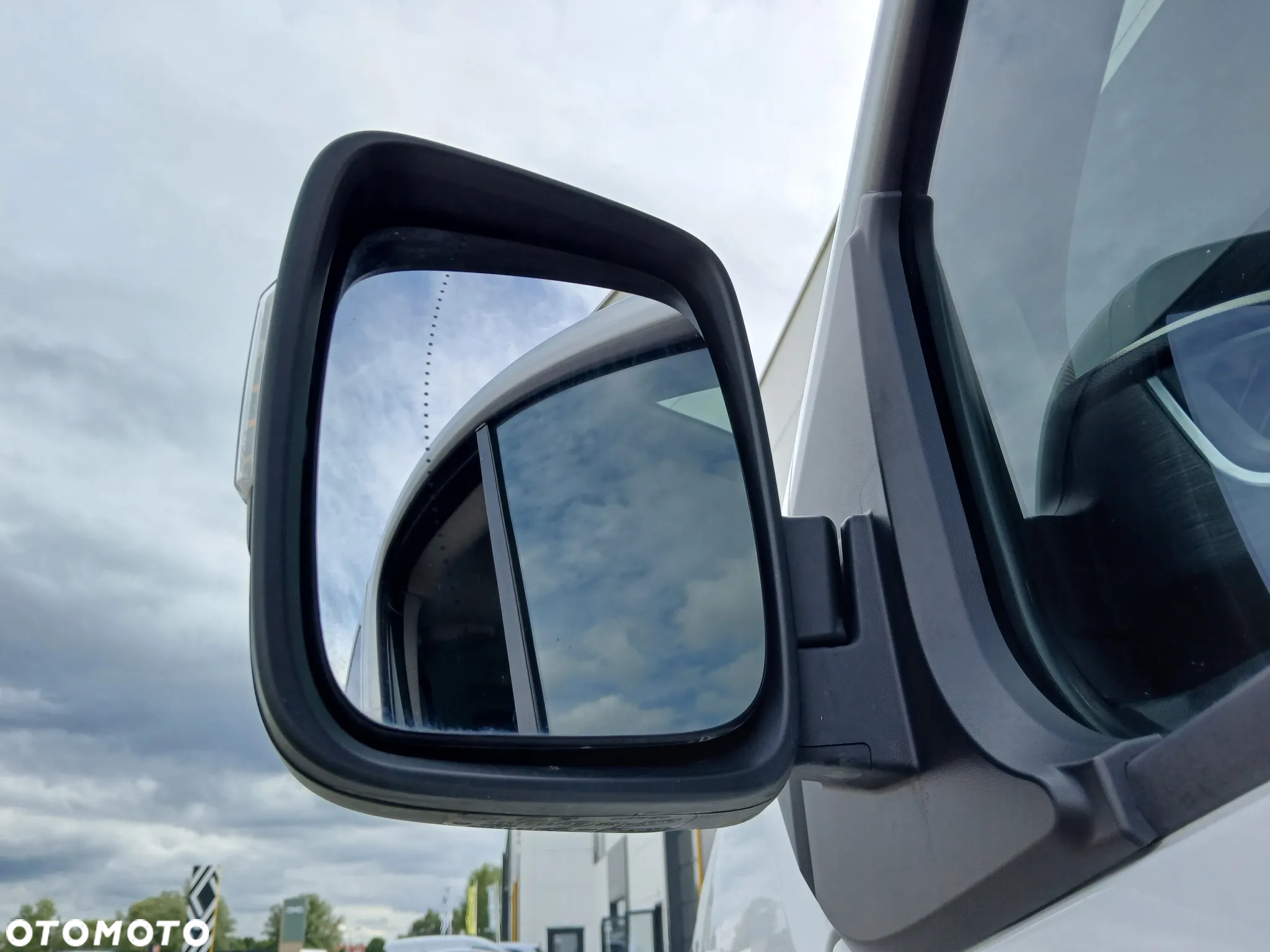 Renault Trafic Kombi 2.0 Blue dCi L2 Equilibre - 25