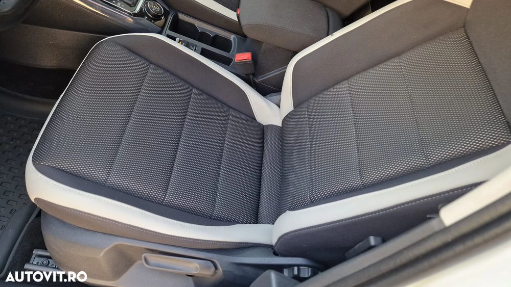 Volkswagen T-Roc 2.0 TDI SCR 4MOTION DSG IQ.DRIVE - 30