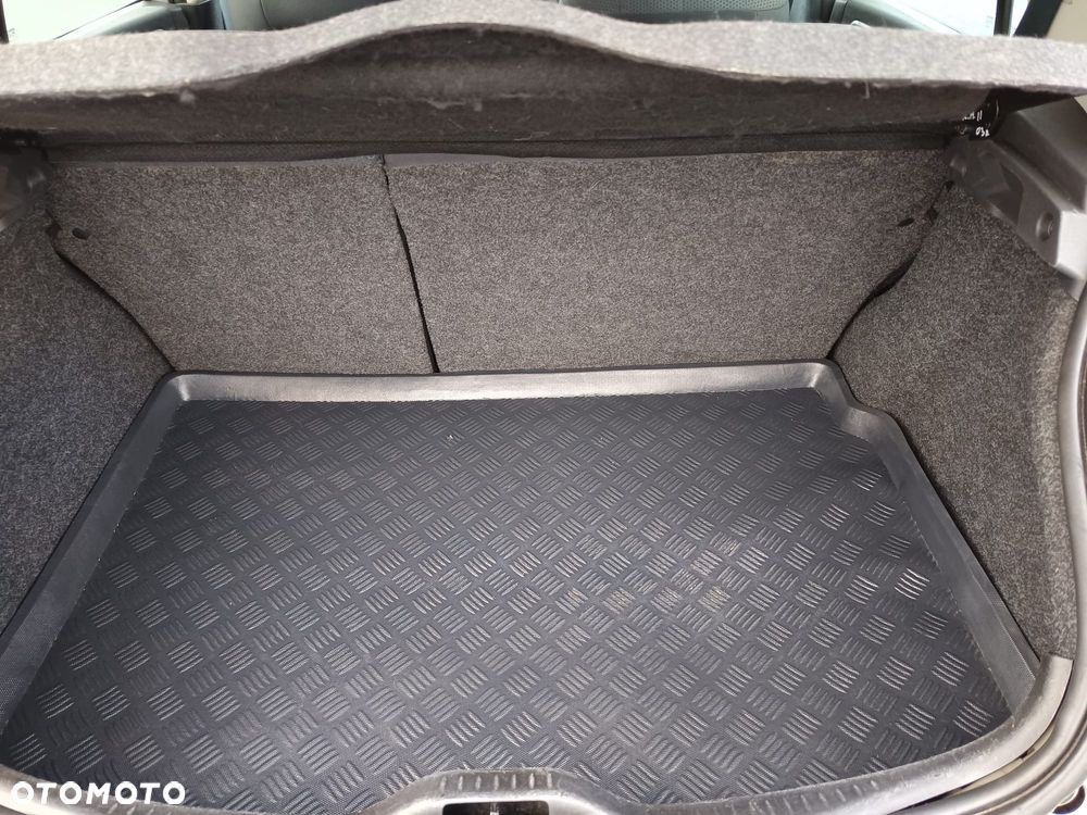 Renault Megane 1.4 Confort Privilege - 10