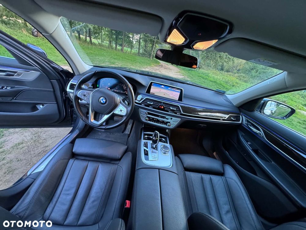 BMW Seria 7 730d xDrive - 15