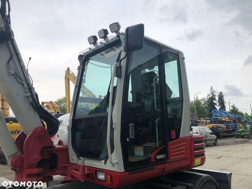 Takeuchi TB295W - 21