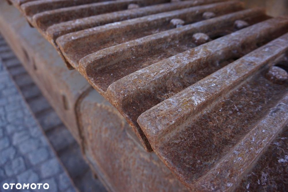 Liebherr R924LC, Większy zasięg - 12