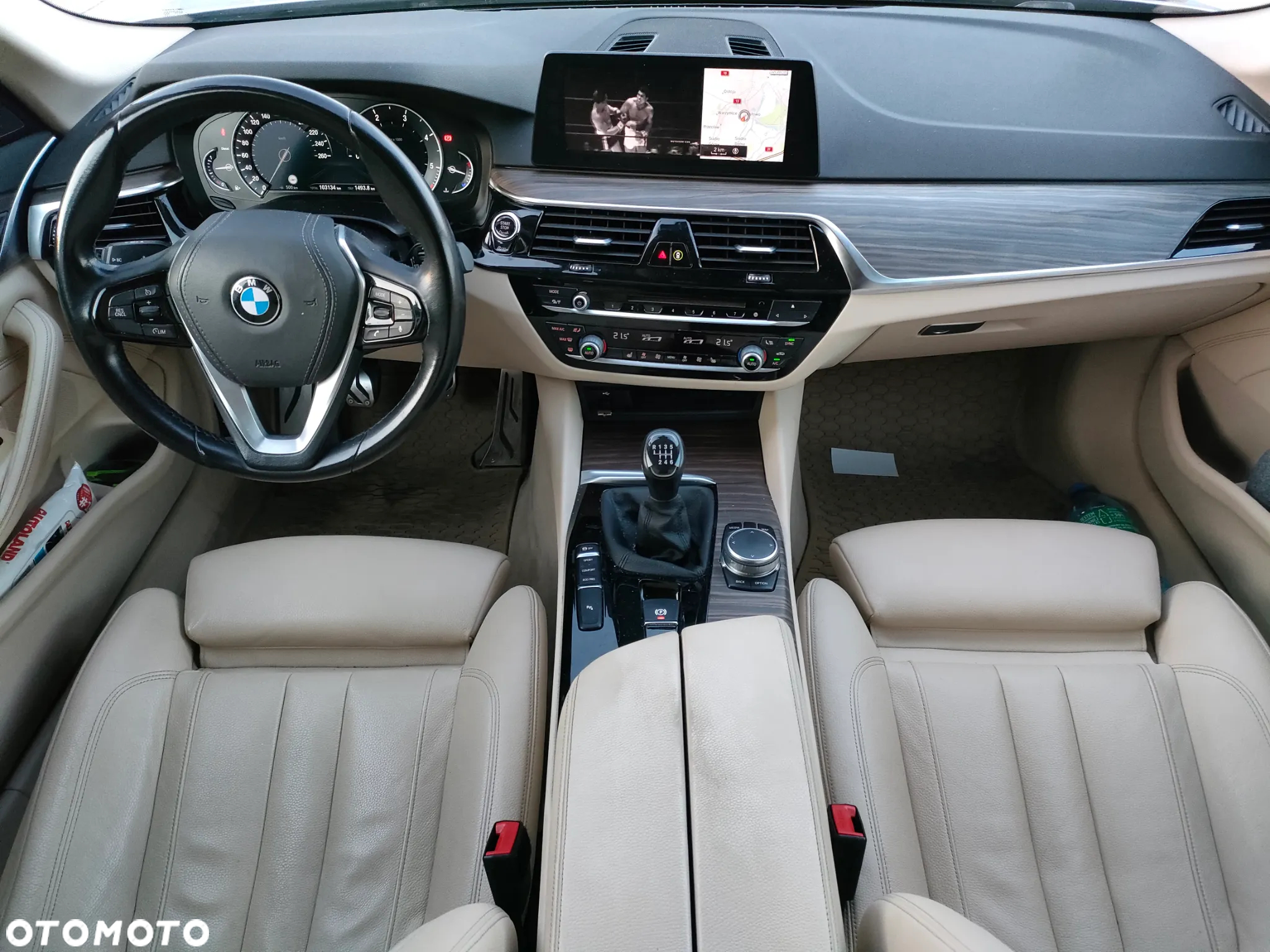 BMW Seria 5 520d Touring - 5