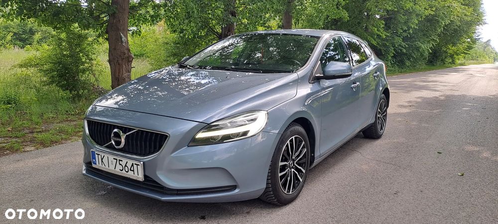 Volvo V40 T3 Geartronic Momentum - 1
