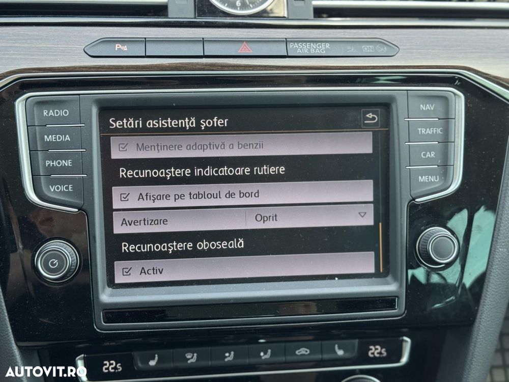 Volkswagen Passat - 16