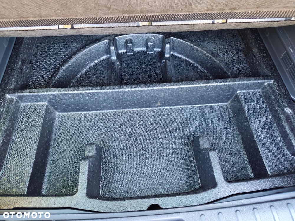 Hyundai Tucson blue 1.6 GDi 2WD Navi - 24