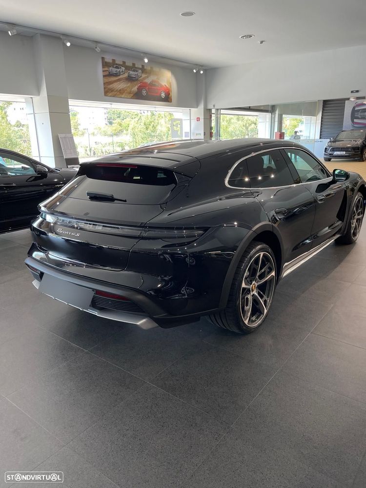Porsche Taycan Cross Turismo ver-ct-4s - 2
