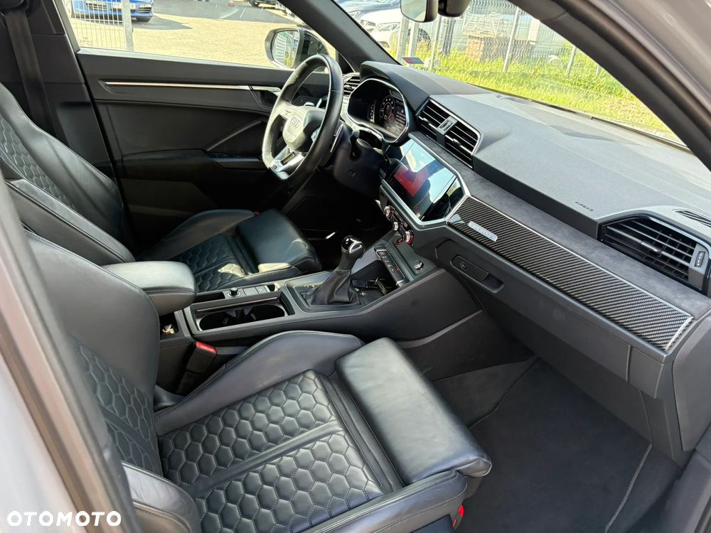 Audi RS Q3 2.5 TFSI quattro S tronic - 27