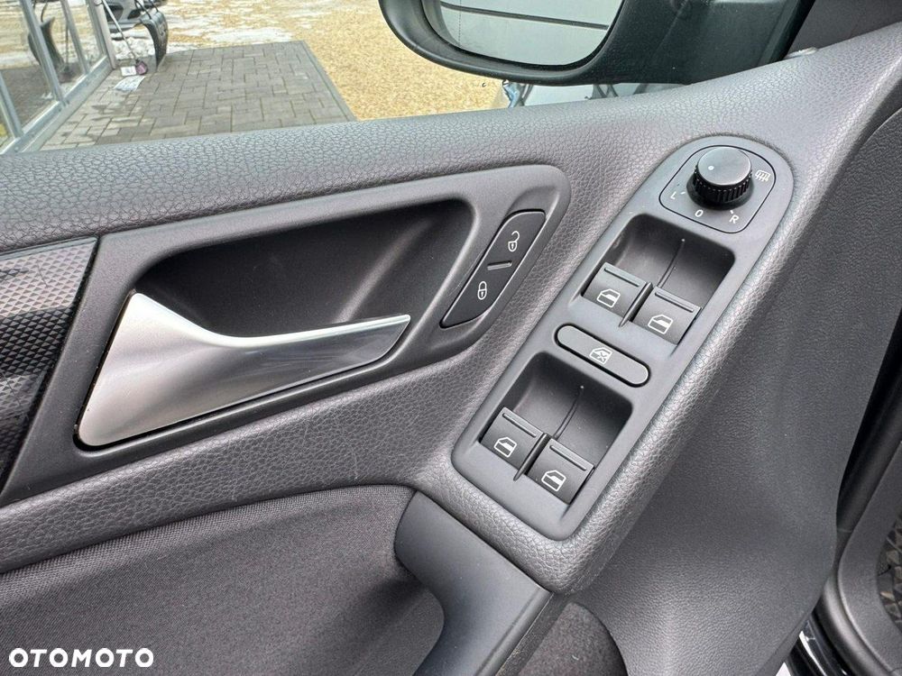 Volkswagen Golf 1.6 Comfortline - 20