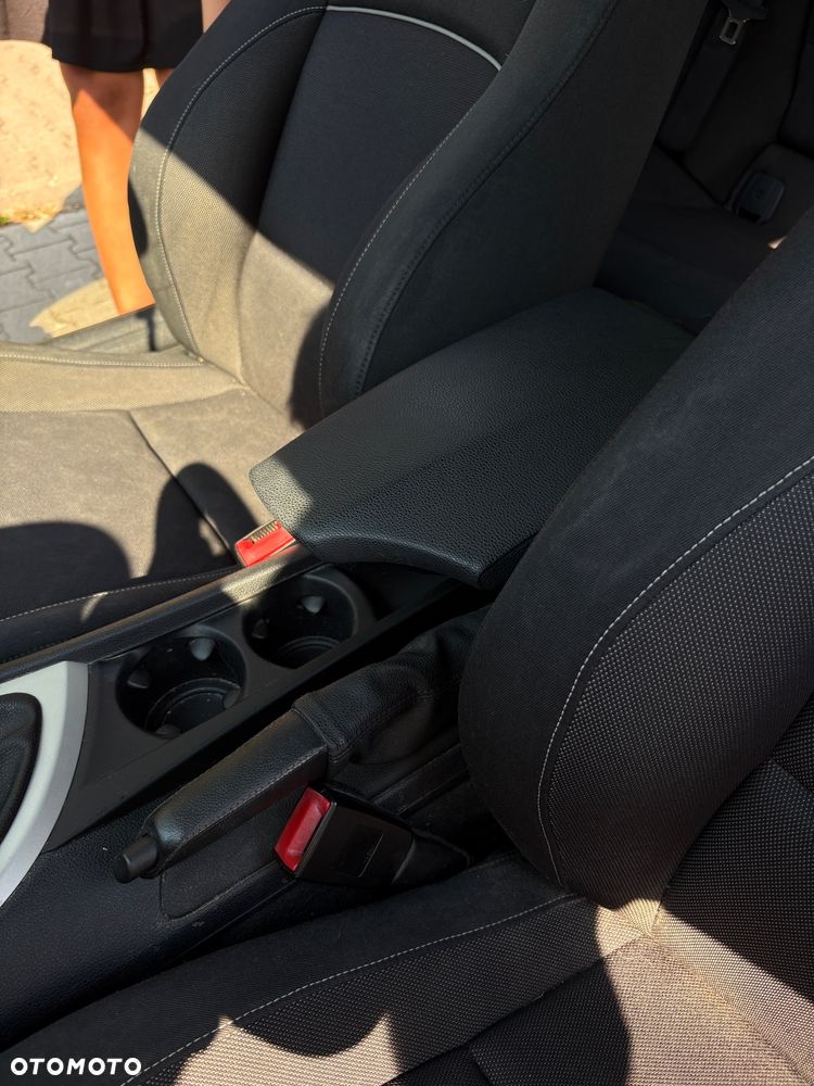 BMW Seria 1 - 34