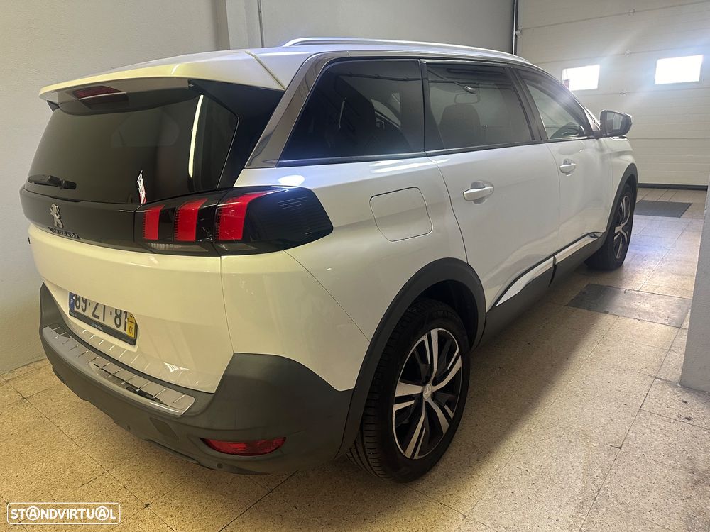 Peugeot 5008 1.5 BlueHDi Allure Pack EAT8 - 6