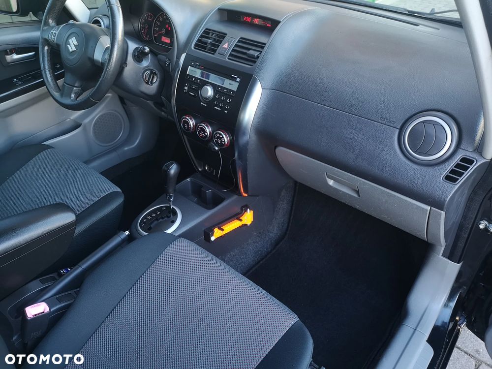 Suzuki SX4 1.6 VVT Automatik 4x2 Comfort - 19