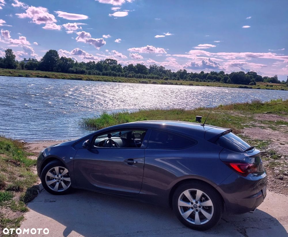 Opel Astra - 1