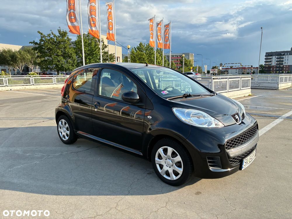Peugeot 107 1.0 Urban Move - 1