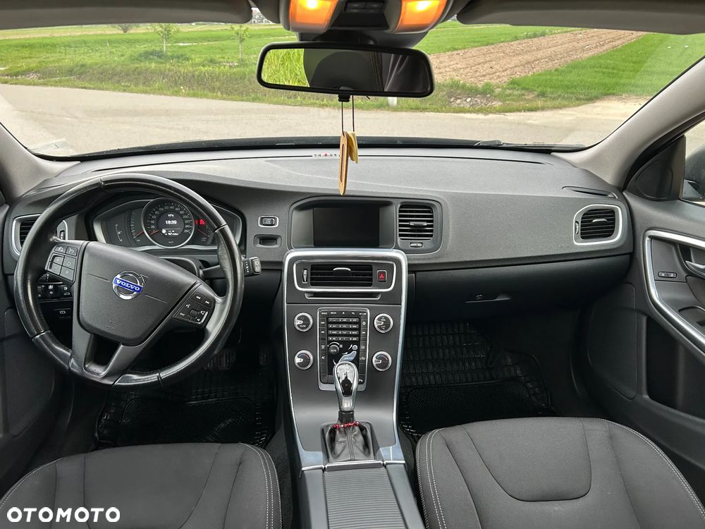 Volvo V60 D2 Kinetic - 5