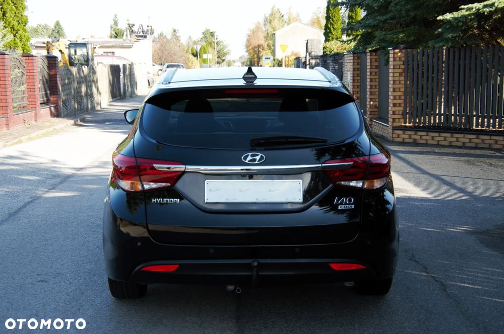 Hyundai i40 Kombi blue 1.6 CRDi DCT Space Plus - 18